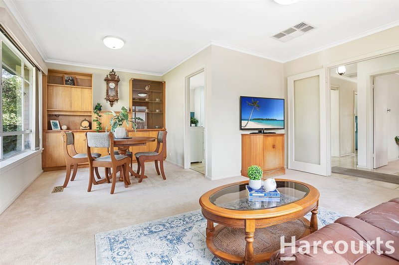 Photo - 53 Vanbrook Street, Forest Hill VIC 3131 - Image 6