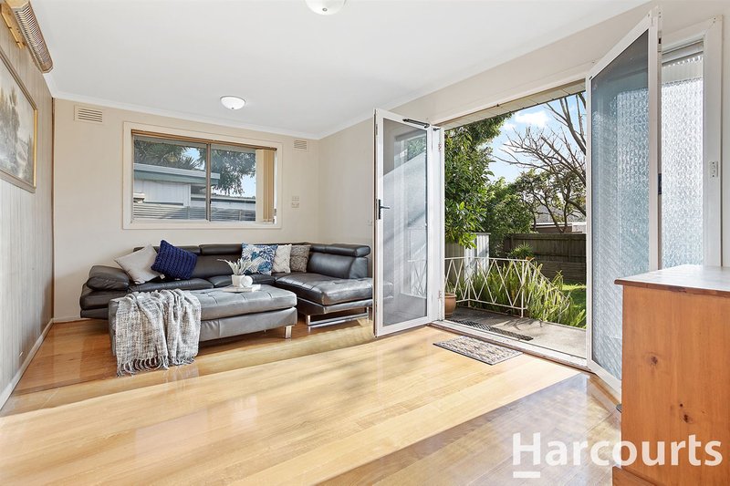 Photo - 53 Vanbrook Street, Forest Hill VIC 3131 - Image 10