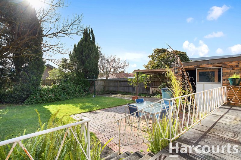 Photo - 53 Vanbrook Street, Forest Hill VIC 3131 - Image 14