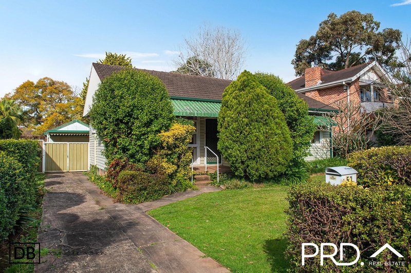 53 Victor Avenue, Picnic Point NSW 2213