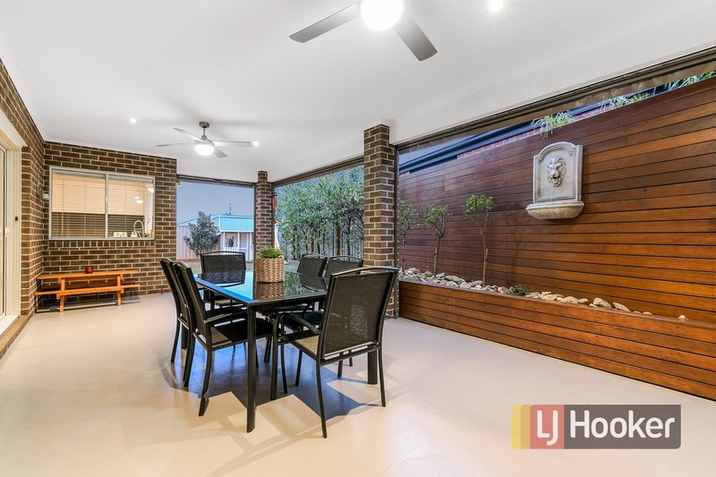 Photo - 53 Villella Drive, Pakenham VIC 3810 - Image 17