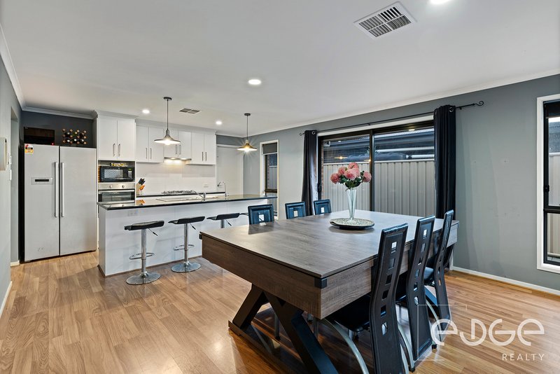 Photo - 53 Vincent Road, Smithfield Plains SA 5114 - Image 4
