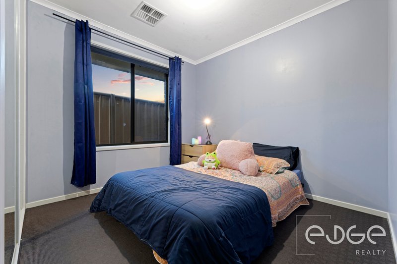 Photo - 53 Vincent Road, Smithfield Plains SA 5114 - Image 12