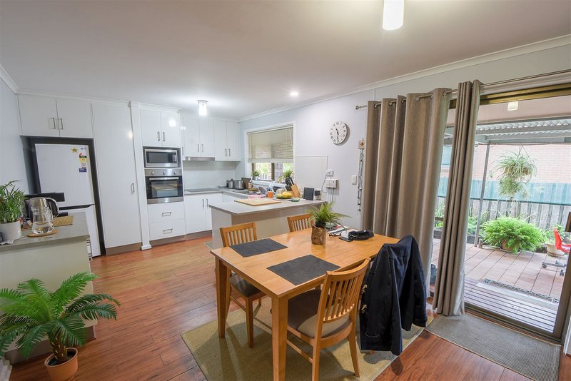 Photo - 53 Wallace Street, Apsley VIC 3319 - Image 6