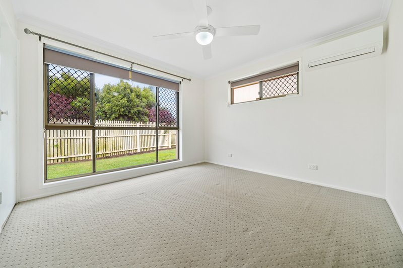 Photo - 53 Wantana Crescent, Edens Landing QLD 4207 - Image 8