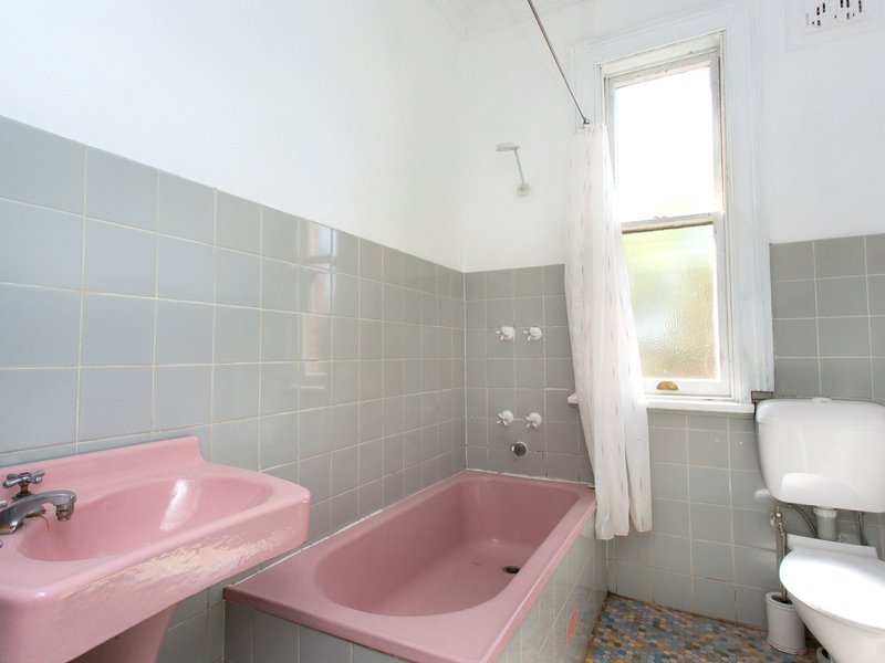 Photo - 53 Waratah Street, Cowra NSW 2794 - Image 4