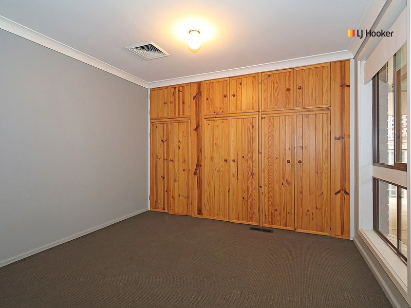 Photo - 53 Warrawong Street, Kooringal NSW 2650 - Image 6