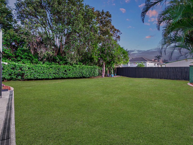 Photo - 53 Watcombe Street, Wavell Heights QLD 4012 - Image 4