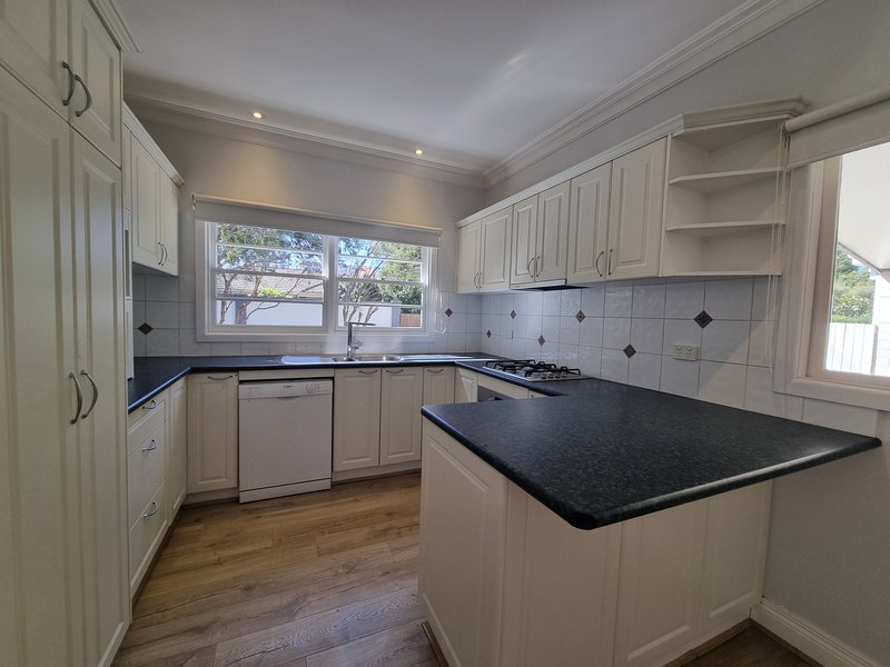 Photo - 53 Wells Road, Beaumaris VIC 3193 - Image 3