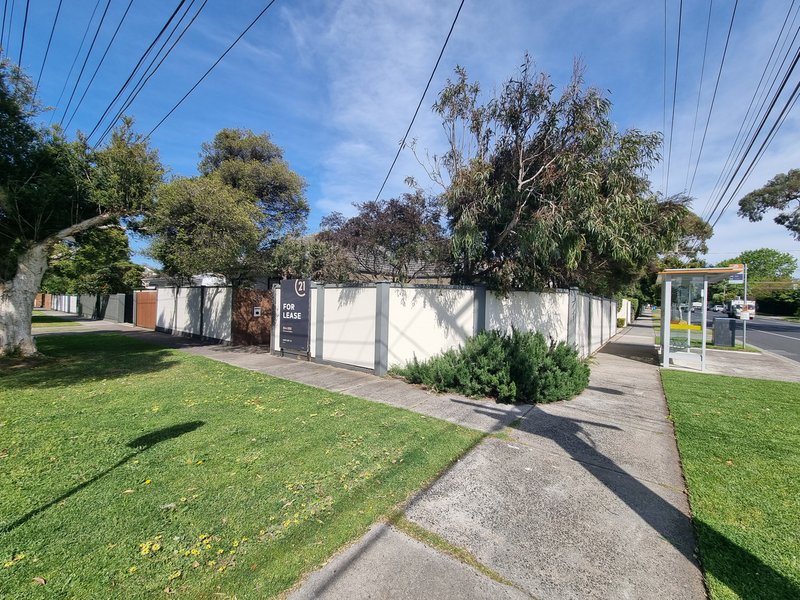 Photo - 53 Wells Road, Beaumaris VIC 3193 - Image 16