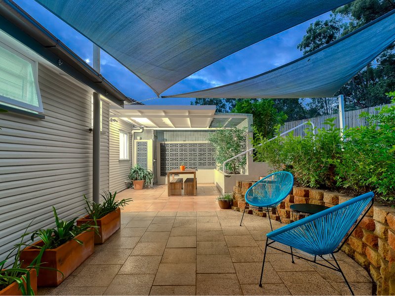 Photo - 53 Wilgarning Street, Stafford Heights QLD 4053 - Image 5