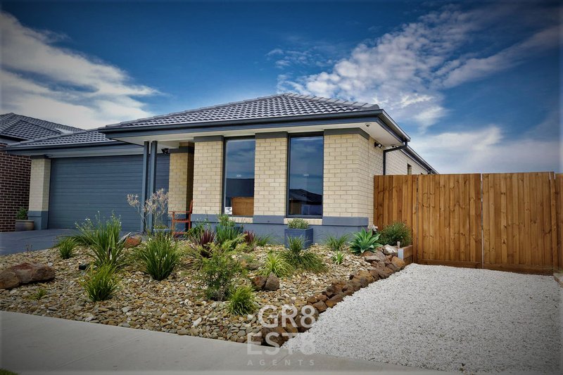 Photo - 53 Wilmington Avenue, Cranbourne West VIC 3977 - Image 11