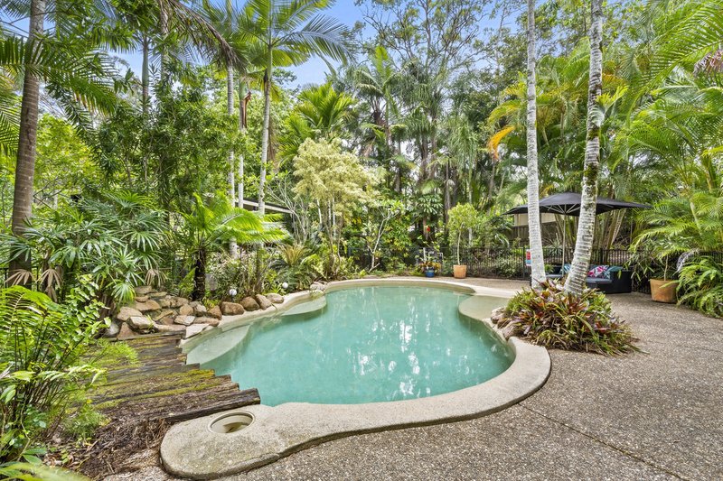 Photo - 53 Winderadeen Drive, Highland Park QLD 4211 - Image 17