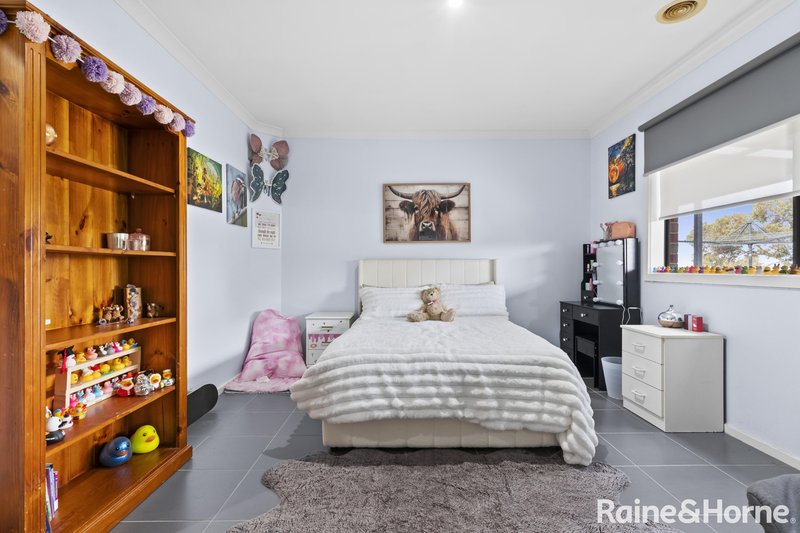 Photo - 53 Wittick Street, Darley VIC 3340 - Image 7