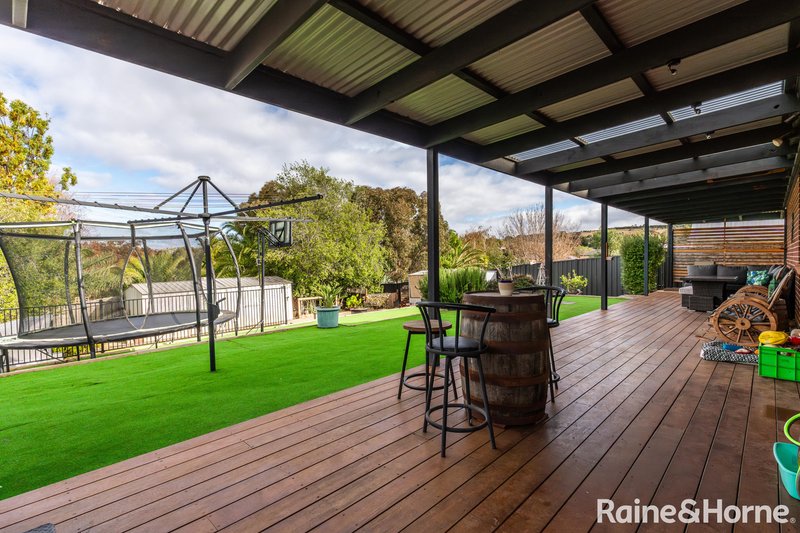 Photo - 53 Wittick Street, Darley VIC 3340 - Image 11