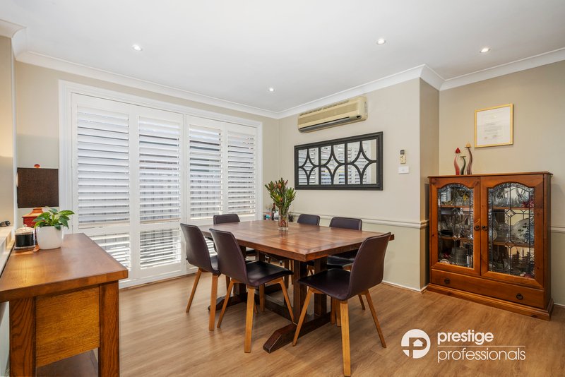 Photo - 53 Wombeyan Court, Wattle Grove NSW 2173 - Image 4