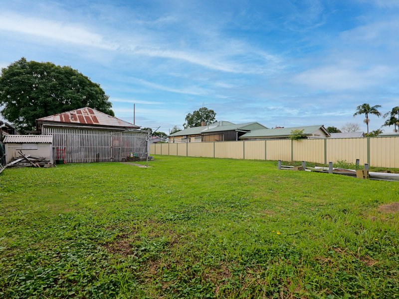 Photo - 53 York Street, Singleton NSW 2330 - Image 4