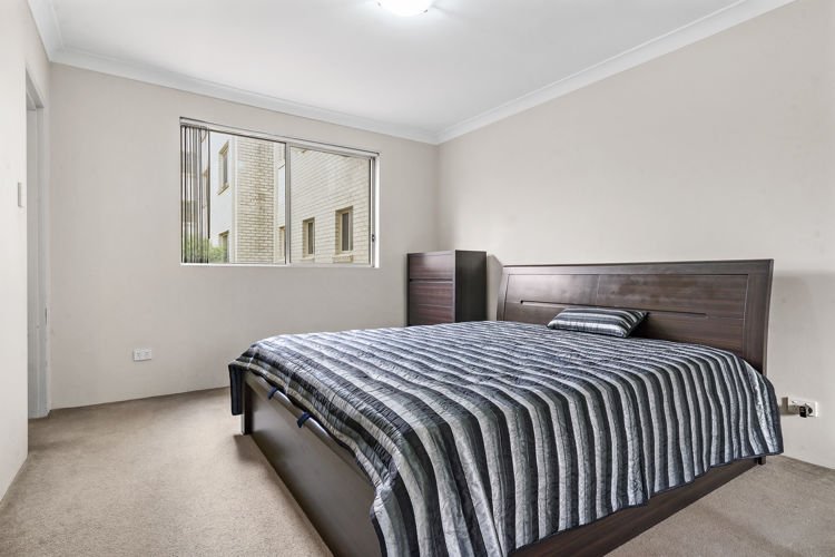 Photo - 5/30-32 Fifth Avenue, Blacktown NSW 2148 - Image 5