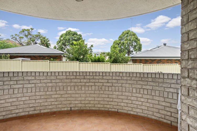 Photo - 5/30-32 Fifth Avenue, Blacktown NSW 2148 - Image 6