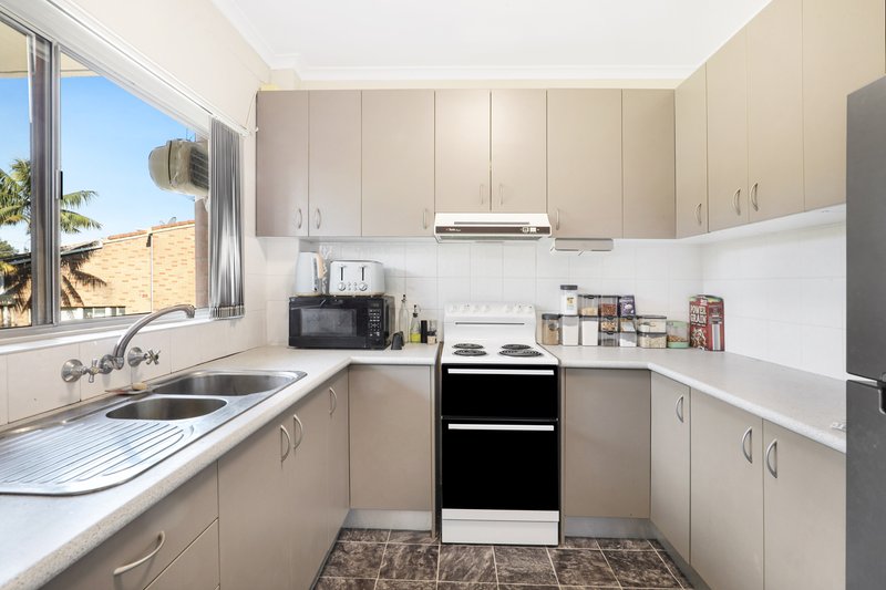 Photo - 5/30-32 Pleasant Avenue, North Wollongong NSW 2500 - Image 2