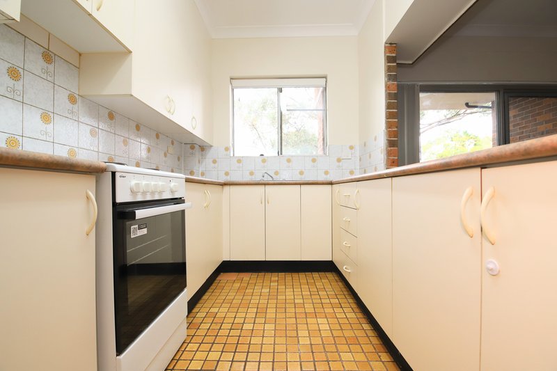 Photo - 5/30-34 Sir Joseph Banks Street, Bankstown NSW 2200 - Image 3