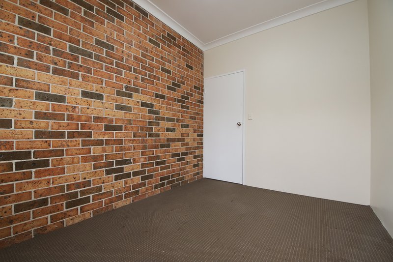 Photo - 5/30-34 Sir Joseph Banks Street, Bankstown NSW 2200 - Image 6