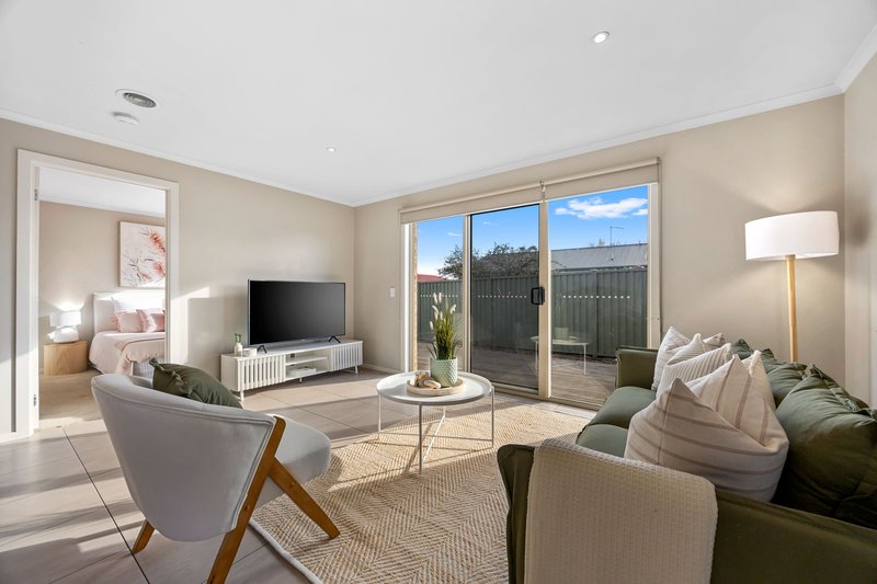 Photo - 5/30 Albion Street, Sebastopol VIC 3356 - Image 9