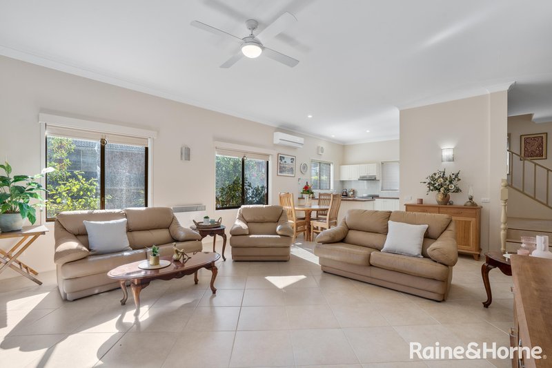 Photo - 5/30 Augusta Place, Mollymook Beach NSW 2539 - Image 8
