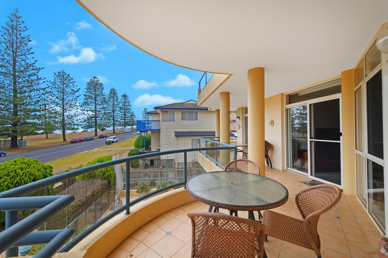 Photo - 5/30 Burrawan Street, Port Macquarie NSW 2444 - Image 6