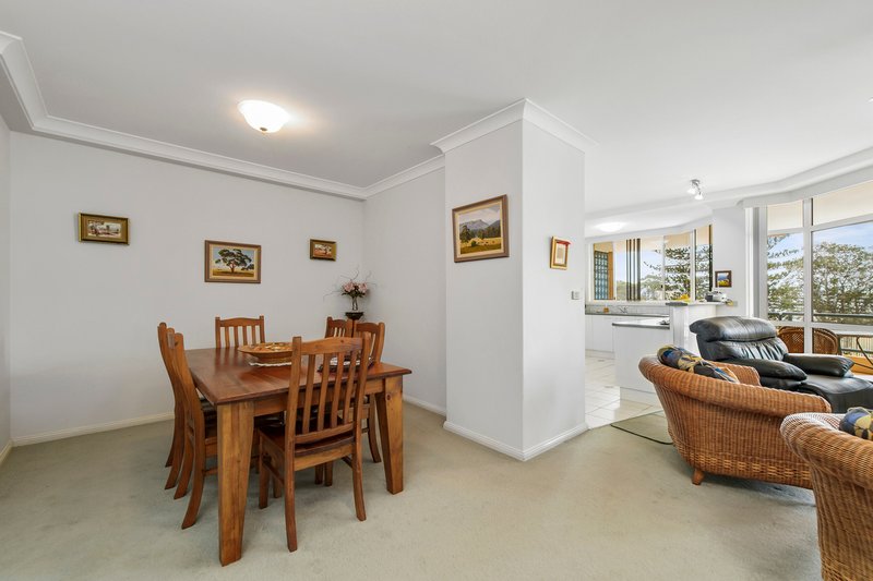 Photo - 5/30 Burrawan Street, Port Macquarie NSW 2444 - Image 10