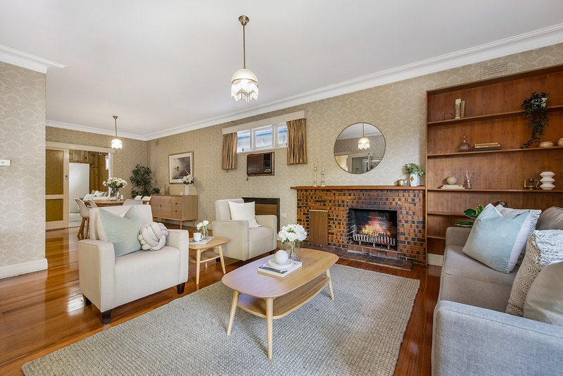 Photo - 530 High Street Road, Mount Waverley VIC 3149 - Image 3