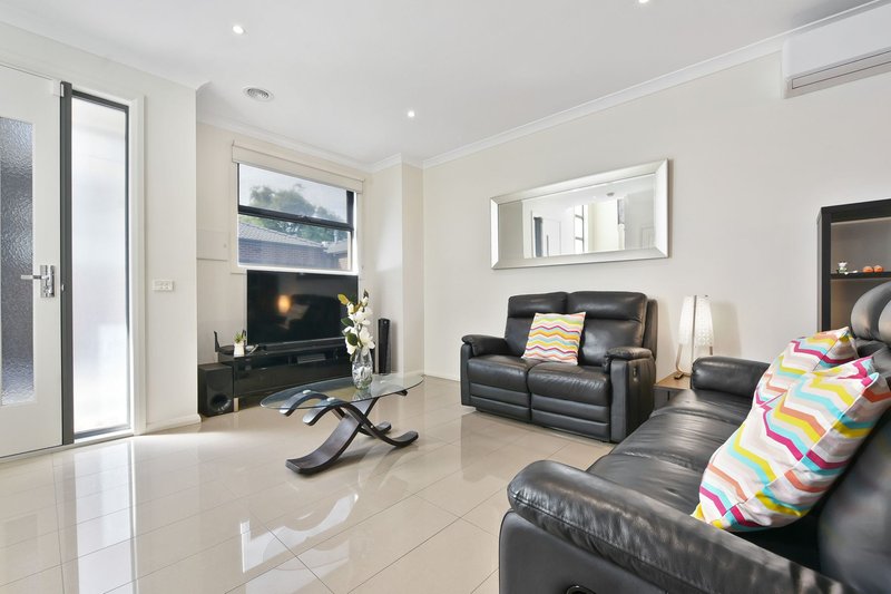 Photo - 5/31-33 Olympic Avenue, Springvale South VIC 3172 - Image 2