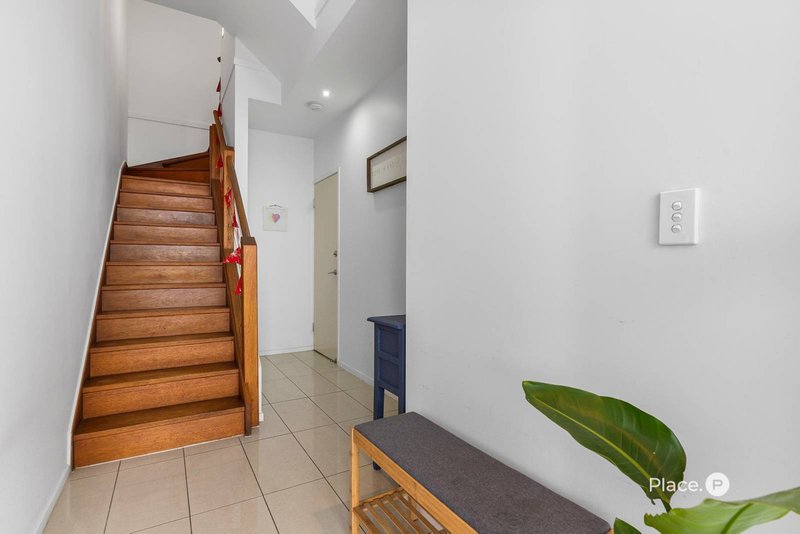 Photo - 5/31 Burrai Street, Morningside QLD 4170 - Image 6