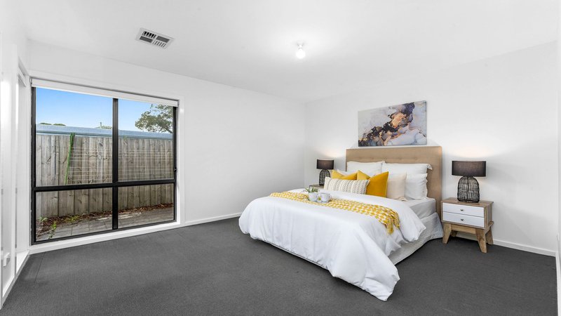 Photo - 5/31 Dunblane Road, Noble Park VIC 3174 - Image 2