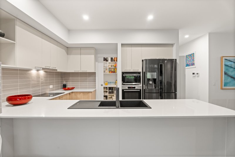 Photo - 53/1 Latitude Boulevard, Nikenbah QLD 4655 - Image 2