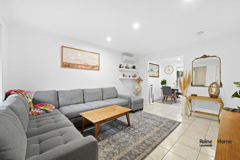 Photo - 5/31 Myee Road, Macquarie Fields NSW 2564 - Image 2