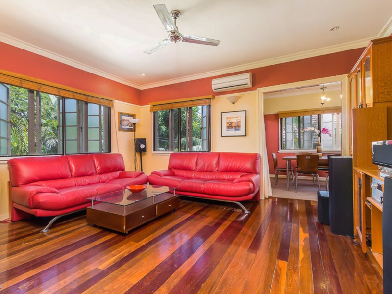 Photo - 531 Tingal Road, Wynnum QLD 4178 - Image 5