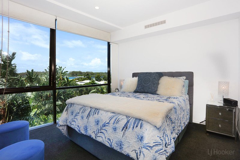 Photo - 5310/5 Harbour Side Court, Biggera Waters QLD 4216 - Image 6