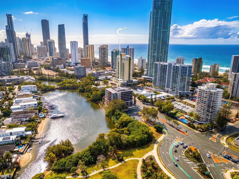 Photo - 53/18 Remembrance Drive, Surfers Paradise QLD 4217 - Image 17