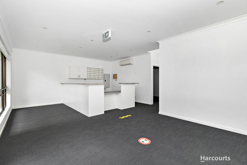 Photo - 532 Doncaster Road, Doncaster VIC 3108 - Image 3