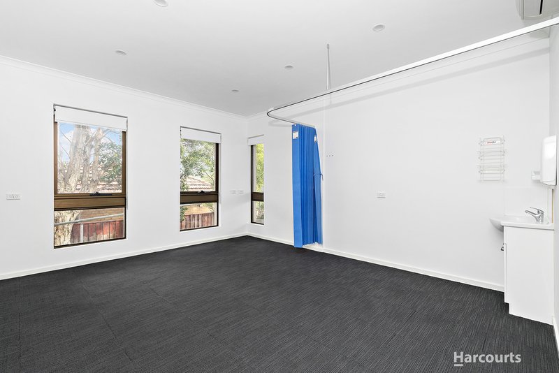 Photo - 532 Doncaster Road, Doncaster VIC 3108 - Image 5