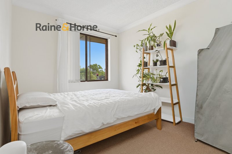 Photo - 5/32 Remembrance Avenue, Warwick Farm NSW 2170 - Image 5
