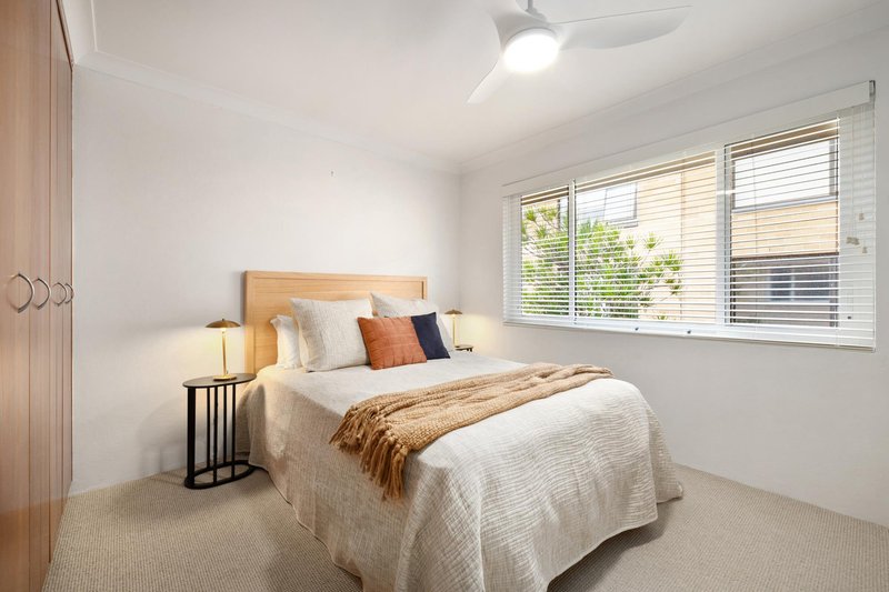 Photo - 5/32 Seabeach Avenue, Mona Vale NSW 2103 - Image 8