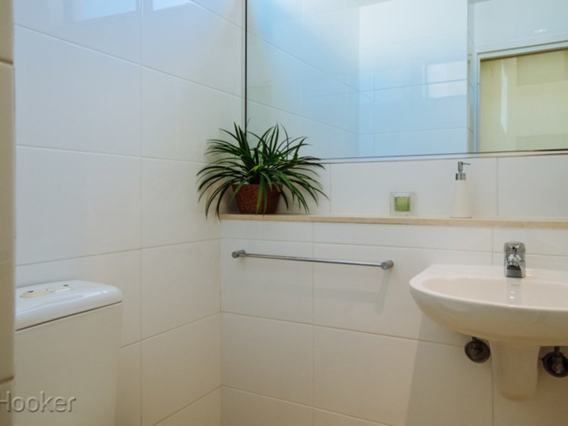 Photo - 5/32 Trafalgar Road, East Perth WA 6004 - Image 17