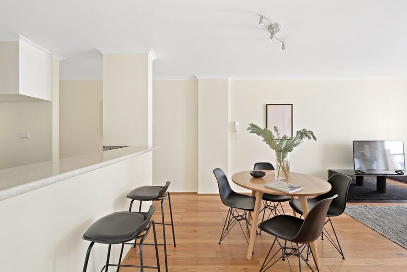 Photo - 5/322 Bourke Street, Surry Hills NSW 2010 - Image 3