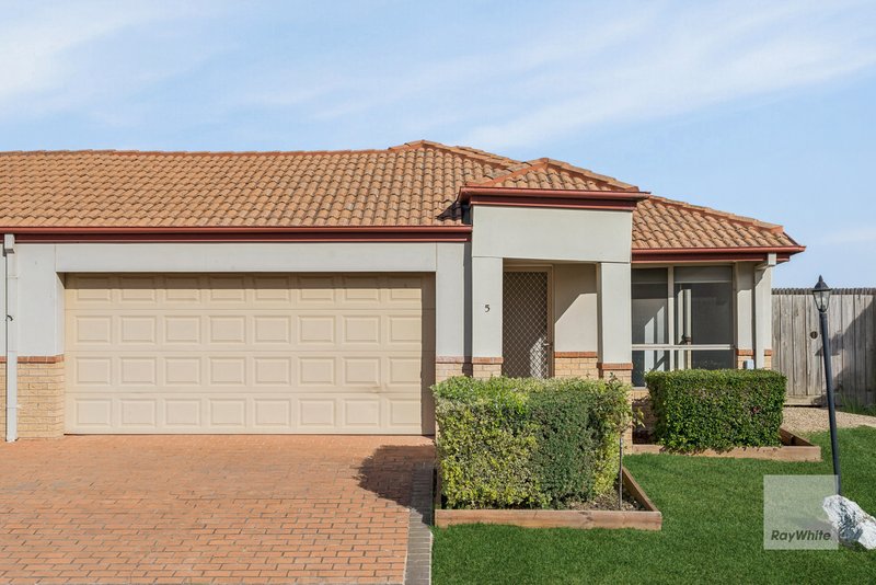 Photo - 5/322 Sydenham Road, Sydenham VIC 3037 - Image 1