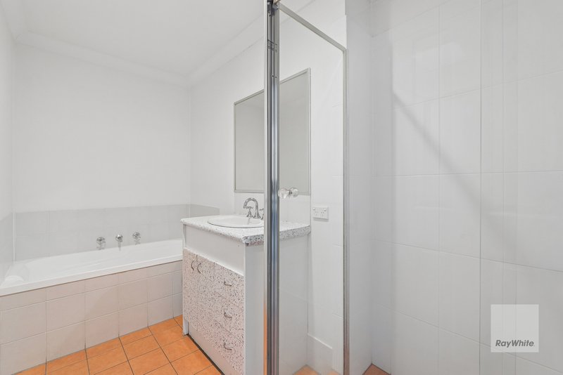 Photo - 5/322 Sydenham Road, Sydenham VIC 3037 - Image 5