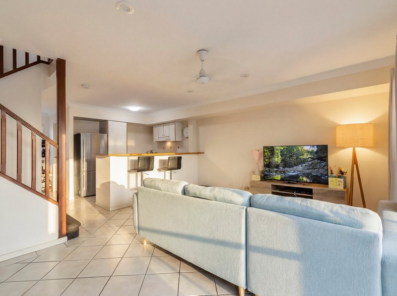 Photo - 5/323 Christine Avenue, Varsity Lakes QLD 4227 - Image 9