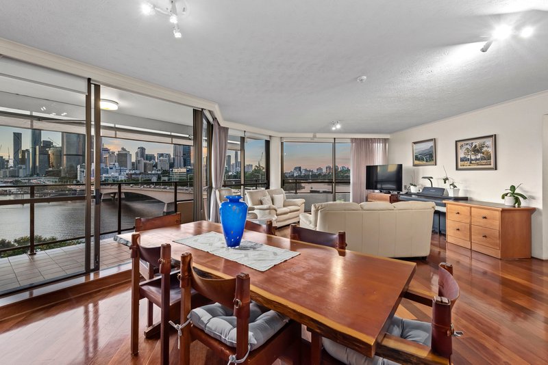 Photo - 53/26 Lower River Terrace, South Brisbane QLD 4101 - Image 4