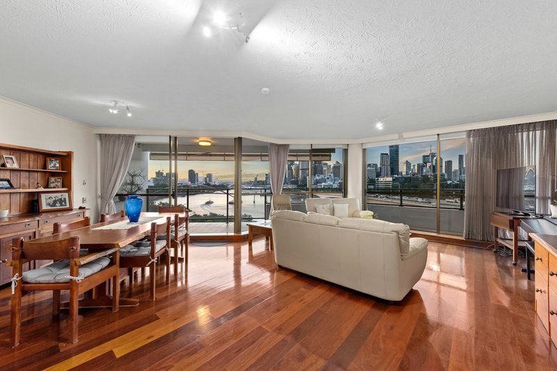 Photo - 53/26 Lower River Terrace, South Brisbane QLD 4101 - Image 8